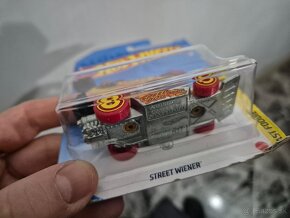 Street Wiener Hot Wheels - 2