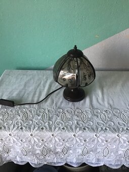 KOVOVá RETRO NOčNá LAMPA - 2