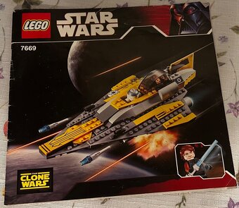 LEGO Star Wars 7669 Anakin's Jedi Starfighter - 2