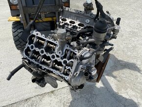 Motor 4,2 benzín  CFS Audi RS5 - 2