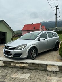 Opel Astra H Caravan - 2