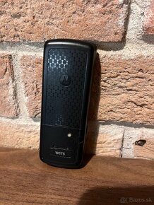 Motorola W175 - 2