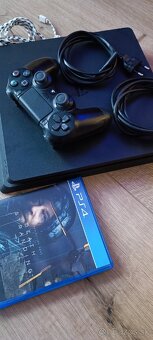 PS4 slim - 2