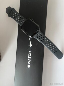 Apple Watch SE 44mm - 2