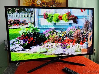 Predám SMART LED TV SAMSUNG UE39F5500AW FULL HD - 2