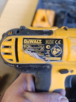 Dewalt aku vŕtačka - 2