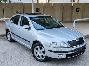 Škoda Superb Combi 2.0 TDI 125kW DSG ELEGANCE - 2