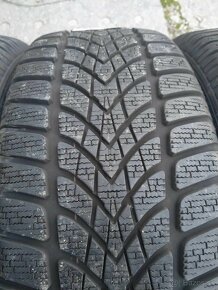 225/50 R 17 zimné DUNLOP. - 2