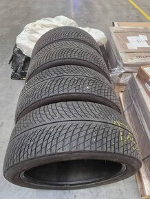 Zimné Pneu Michelin 285/40 R22 110V - 2