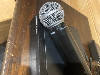 Shure BLX4R + Rúčka Shure Sm58 - 2