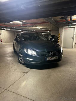 Volvo V60 - 2