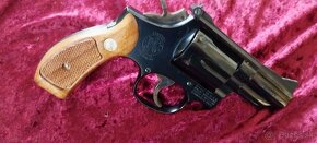 Revolver Smith & Wesson model 19-4.357 Mag 2,5" hlaveň - 2