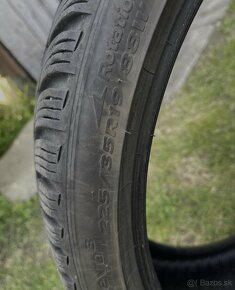 225/35r19 - 2