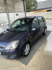 Ford fiesta ghia 2007 - 2