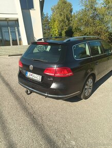 Passat b7 čierna metaliza r.2012 - 2