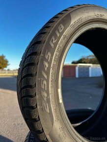 Pirelli Winter 245/45 R18 - 2