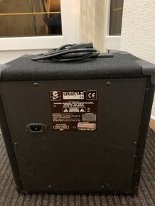 Basové kombo Fender  Rumble 15 15-Watt 1x8" - 2