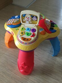 Hrací stolík Fisher price - 2