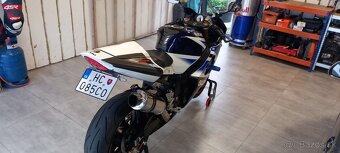 Suzuki GSX-R 1000 K4 - 2