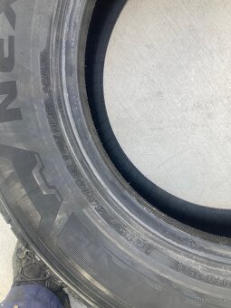 215/75R16 C nexen - 2