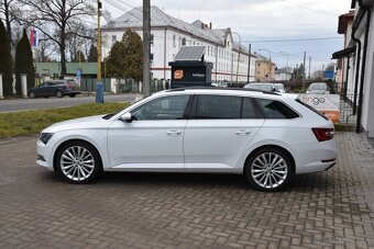 Škoda Superb Combi 1.6 TDI Ambition DSG - 2