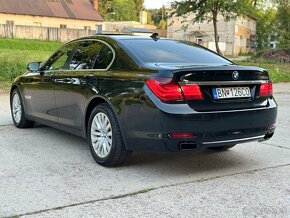 BMW 740 xDrive F01 - 2