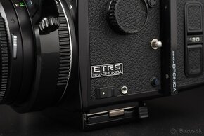 Zenza Bronica ETRS - 2