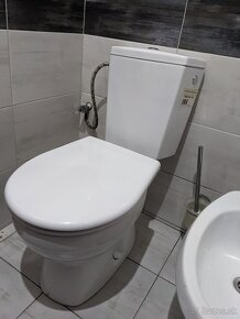 WC kombi  (spodný vývod) s nádržkou a doskou - 2