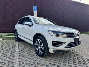 Volkswagen Touareg 3.0 TDi R-line prihlásený - 2