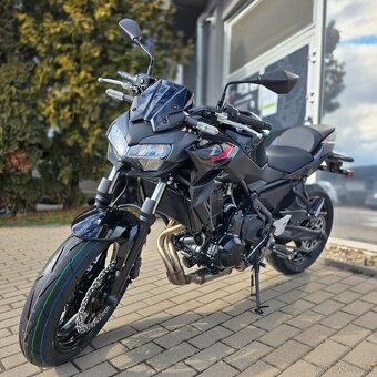 Kawasaki Z650 matte dark gray 2025 50kw aj 35kw - 2