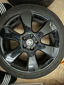 5x112 R18 Skoda luna cierne - 2