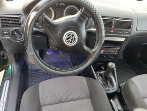 Golf 4 1.6 benzín - 2