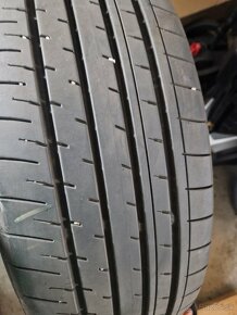 Predam letne pneu yokohama bluearth xt 225/60 r18 - 2