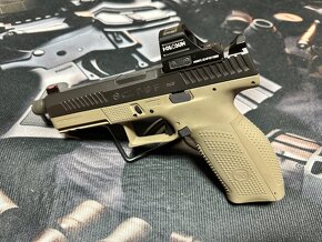 CZ P10F OR so zavitom 9mm luger FDE - 2