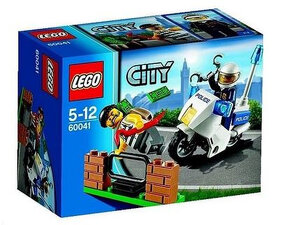 Lego city 60041 naháňačka s policajnou motorkou - 2