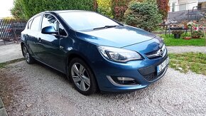 Opel Astra J - 2