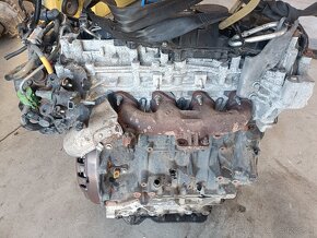 Motor opel vivaro trafic  2,0 dci M9R F692 - 2