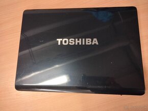 predám na opravu , diely notebook Toshiba satellite A200 - 2