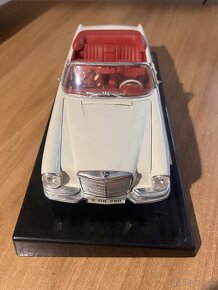 Mercedes Benz 280SE 1966 - 2