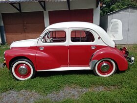 Renault 4CV - 2