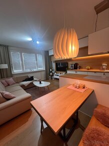 Prenájom 4 izbový byt, 65m2, ul. Pribišova, DD, Bratislava - 2