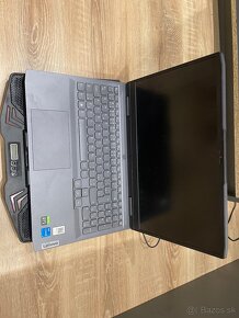 Predám herný notebook Lenovo LOQ 15IRH8 Storm Grey - 2