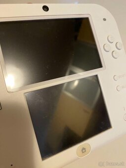 Nintendo 2DS + 64gb - 2