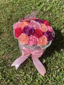 Saténové kytice ruží - 2