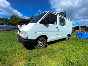 RENAULT TRAFIC - 2