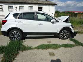 Suzuki S Cross pravé zadné dvere (POŠKODENÉ) - 2