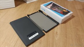 Lenovo TAB 3 8 tablet - 2