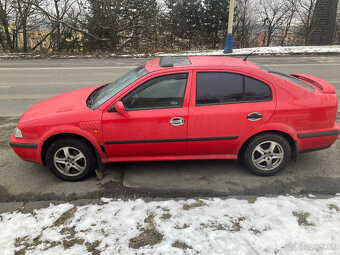 Predám škoda octavia 1.6 benzin - 2