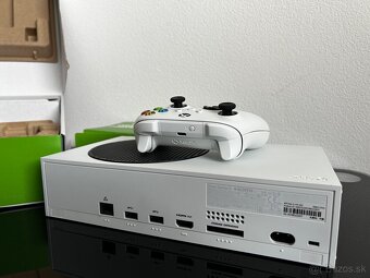 Predám Xbox Series S 512GB - Minimálne Používaný - 2