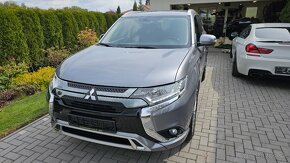 OUTLENDER 2.4 PHEV 4x4 - 2